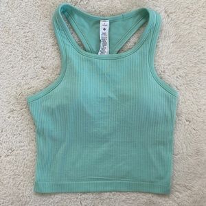 ❤️ Lululemon Wild Mint Ebb to Street Crop Tank Size 6 NWT